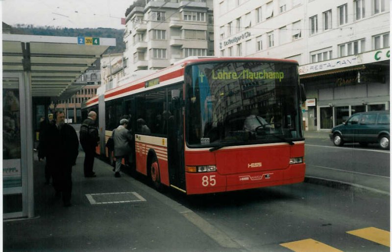 Aus dem Archiv: VB Biel Nr. 85 NAW/Hess Gelenktrolleybus am 17. Februar 1998 Biel, Bahnhof