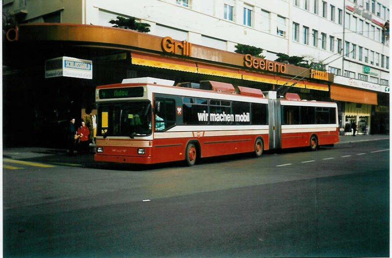 Aus dem Archiv: VB Biel Nr. 80 NAW/Hess Gelenktrolleybus am 17. Februar 1998 Biel, Bahnhof