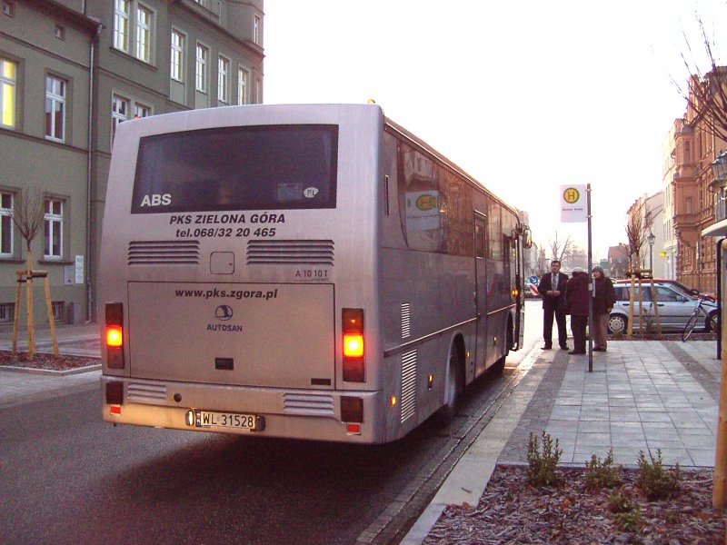 Autosan Lider Midi der PKS Zielona Gora. Auf der Regionalbus-Linie
Guben (DE)- Zielona Gora (PL) am 10.01.2008 an der NV-Haltestelle: Guben, Berliner Strasse.