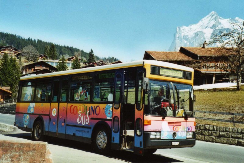 AVG Grindelwald Nr. 19/BE 363'305 Vetter am 5. April 2009 Grindelwald, Garage (Cocolino-Bus)