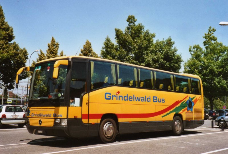 AVG Grindelwald Nr. 30/BE 171'240 Mercedes O 404 am 13. Juli 2009 Thun, Seestrasse