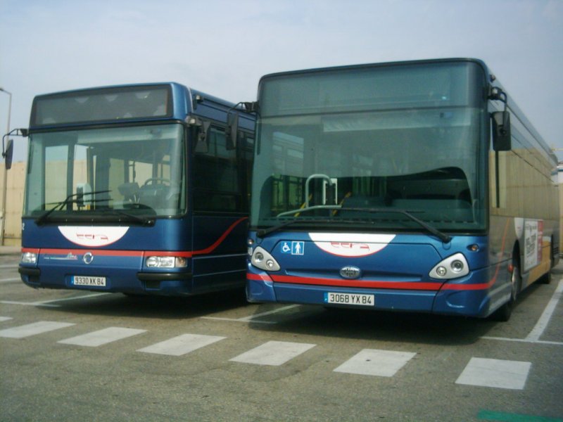 Avignon: Heuliez GX 327 und Irisbus Agora S.