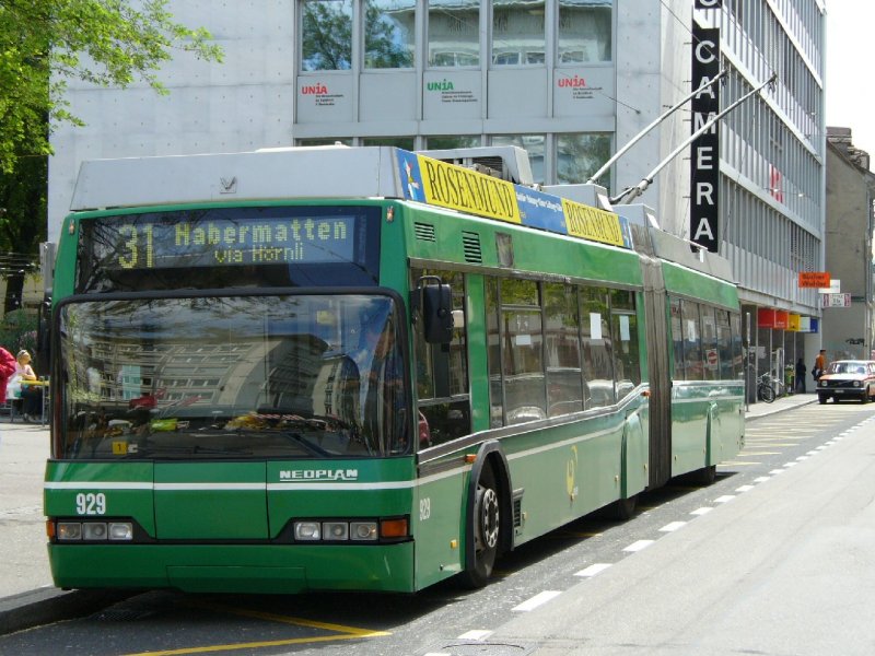 Basel / BVB - NEOPLAN Trolleybus Nr 929 eingeteilt auf der Linie 31 Habermatten .. Bild vom 12.05.2007