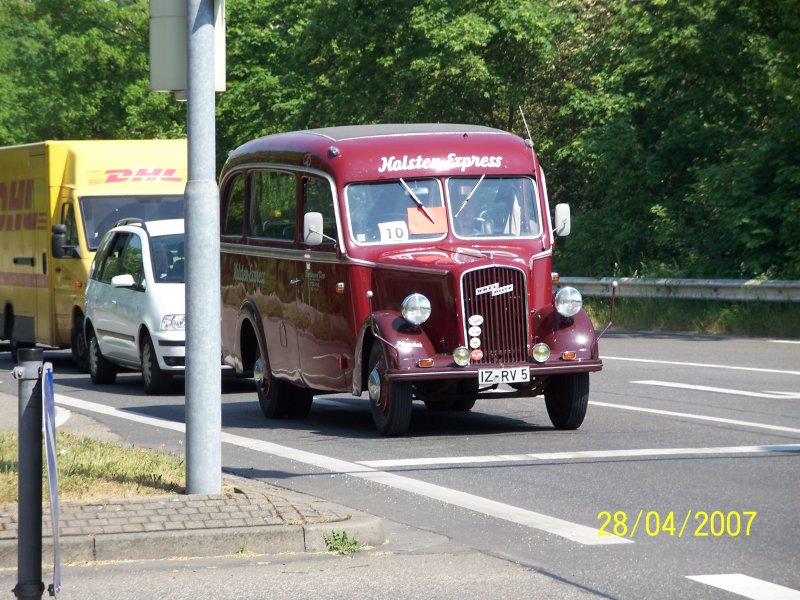 Blitz 1,5 to  in Speyer. Der Bus nahm an der Oldtimerausfahrt von Sinsheim nach Speyer und dann wieder nach Sinsheim teil. Organisiert wurde das Treffen von den Technik - Museen Speyer und Sinsheim.