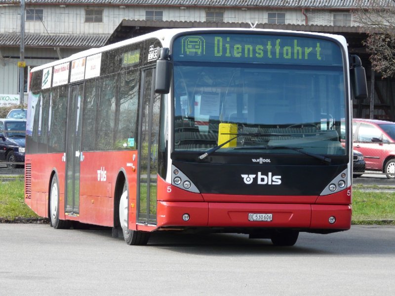 bls Bus - VANHOLL Bus BE 530606 vor dem Busland Depot von Burgdorf am 29.03.2008