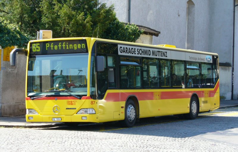 BLT - Mercedes - Citaro Regio-Bus NR 87 .. BL 7050 vor dem Bahnhof in Dornach am 13.09.2006