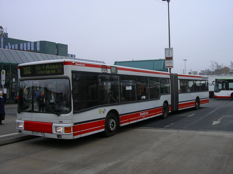 Bogestra MAN GL,Wagen 9561 als Linie 382 in Gelsenkirchen Hbf/Bbf., nach GE Feldmark.(14.02.2008)