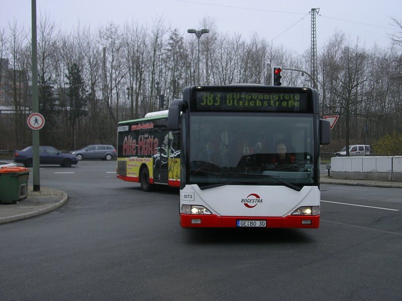 Bogestra MB Citaro GL,Wagen 0373,als Linie 383 , bei der Einfahrt
im Gelsenkirchener Bbf.(14.02.2008)