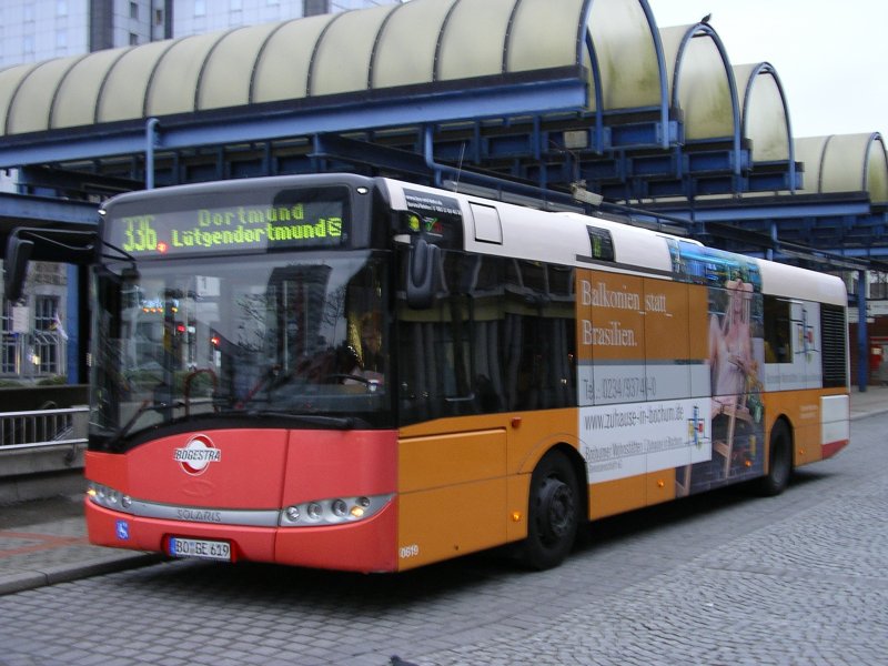 Bogestra Solaris U 12 ,Linie 365 fhrt Sonn.-und Feiertags von 
Wattenscheid nach Bochum Hbf.,im Anschluss als Linie 336 nach Dortmund Ltgendortmund.(27.01.2008) 