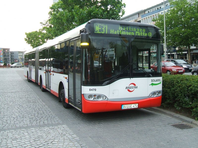 Bogestra Solaris Urbino 18 Niederflurwagen in Pausenstellung
Linie CE 31 Bochum Hbf.(Busbahnhof)nach Hattingen Mitte