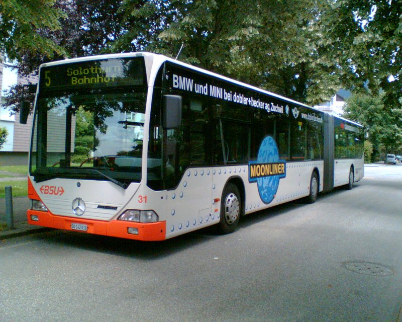 BSU-Citaro Gelenkbus Nr.31 mit Vollwerbung  Moonliner  (Nachtbus der Region Bern,Solothurn,Biel-Bienne)
Im September 2007, Bushaltestelle Solothurn-Brhl