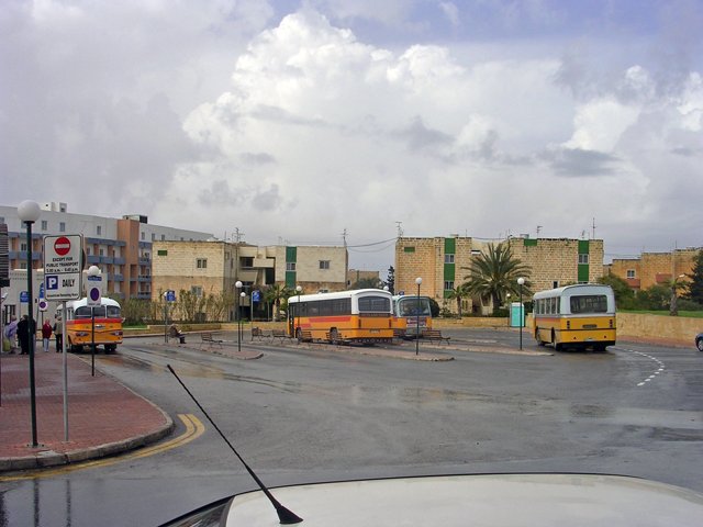 Busbahnhof Buggiba Februar 2006