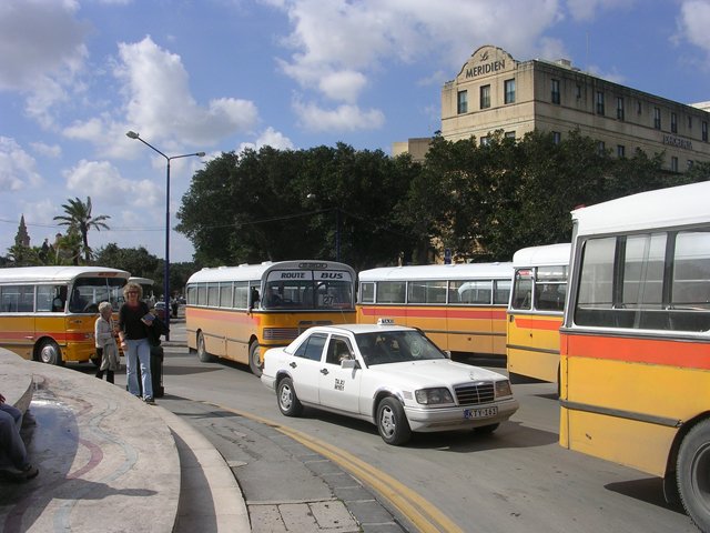Busbahnhof Valletta Februar 2006