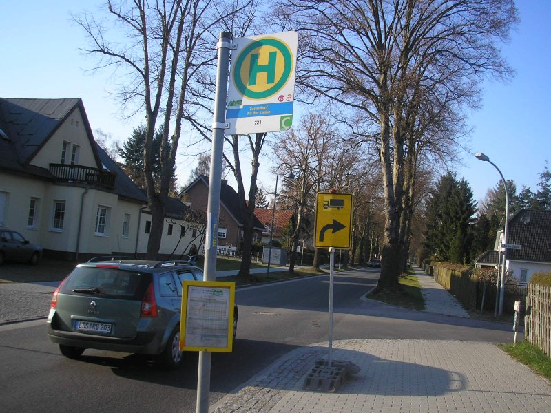 Bushaltestelle in Zernsdorf