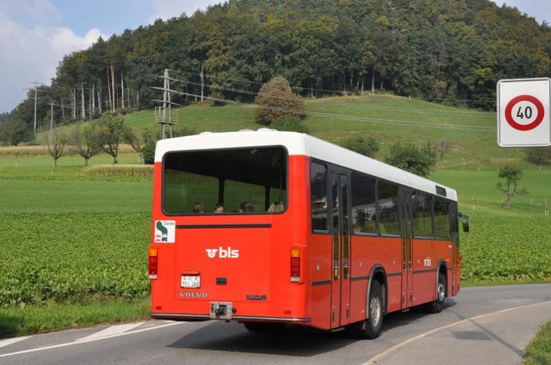 Busland AG, Burgdorf Nr. 27/BE 394'386 Volvo/Lauber (ex AAGK Koppigen Nr. 7) am 12. September 2009 auf einer Hochzeits-Extrafahrt in Bolligen.