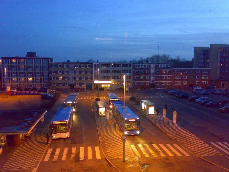 Bustreffen vorm Schlafengehen in wilhelmshaven am Bismarckplatz
24/04/2009