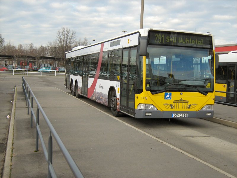 BVG-Stadtbus 1713 in Berlin-Marzahn am 17. 1. 2008