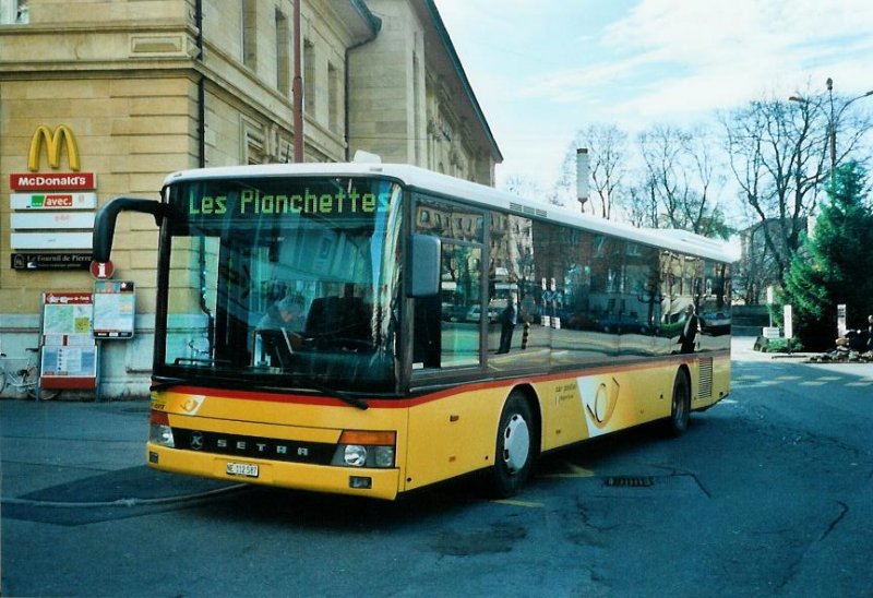 CarPostal Ouest NE 112'587 Setra (ex P 25'645) am 10. November 2008 La Chaux-de-Fonds, Bahnhof