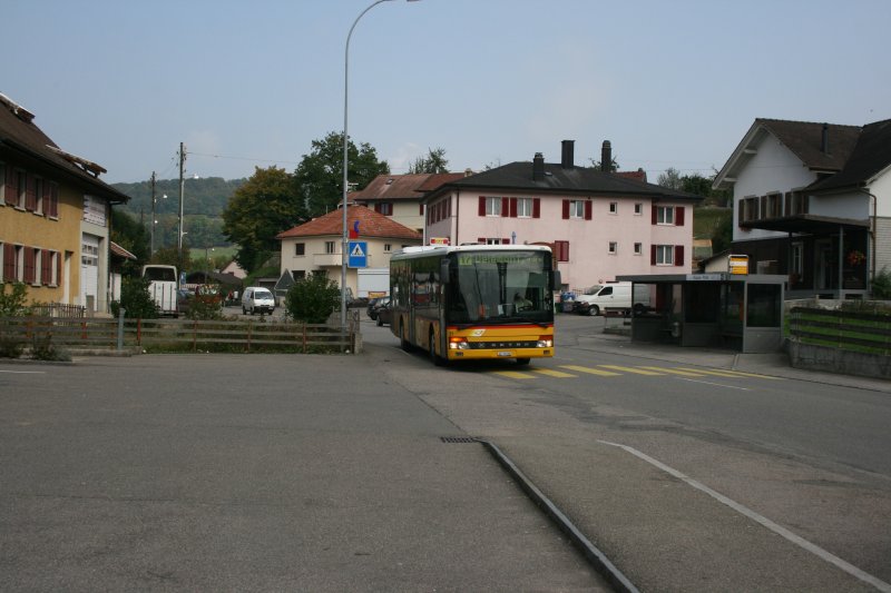 CarPostal Ouest/Regie Delemont Nr. 21 (JU 31'030, Setra S315NF, 2001) am 21.9.2009 in Vicques.