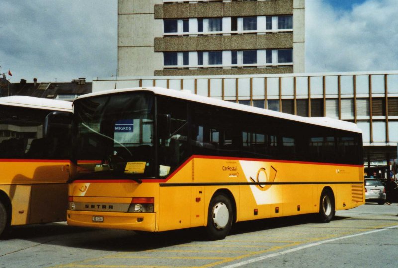 Constantin, Arbaz VS 1774 Setra am 30. Mrz 2009 Sion, Bahnhof