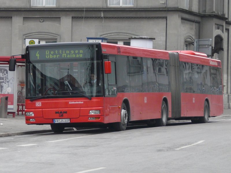 DB / Sdbadenbus - MAN Gelenkbus FR:JS unterwegs auf der Linie 4 in Konstanz am 20.02.2009