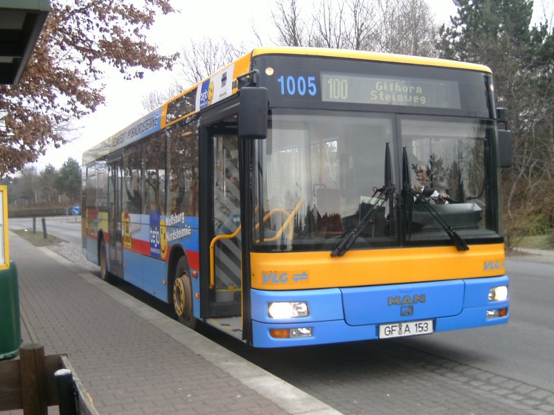 Der 1005 mit Tejo Werbung in Wesendorf Blumenstrasse