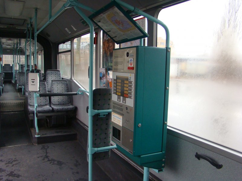 Der Fahrkartenautmoat in den Bussen der VIP. Aufgenommen am 19.01.08