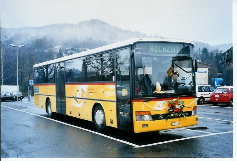 Der Setra Nr. 1 von PU Schmocker aus Stechelberg ist unterwegs in Thun auf Hochzeitsfahrt am 2. Februar 2008.