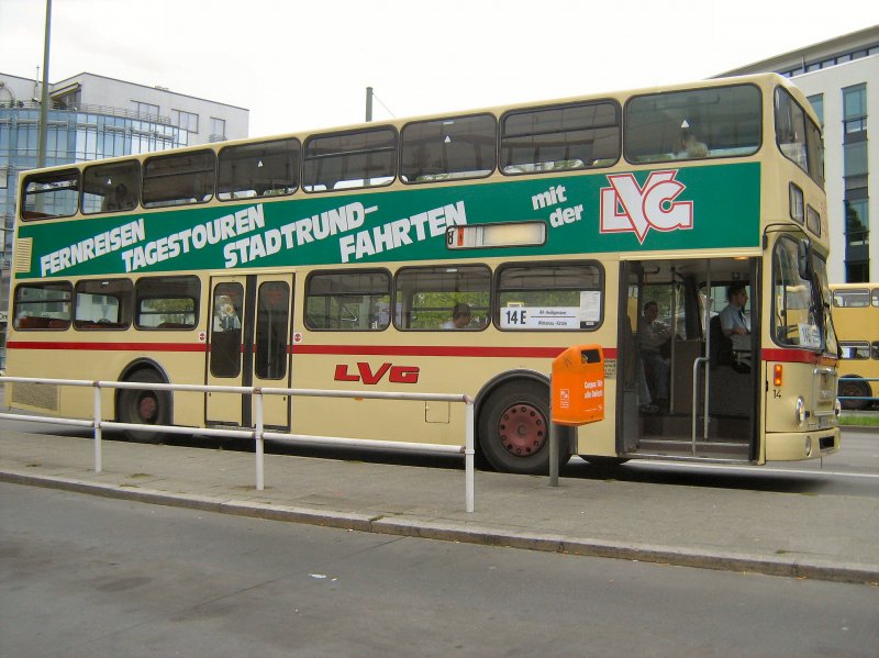 Doppeldeckerbus der LVG in Berlin Alt-Tegel, 14.9.2008