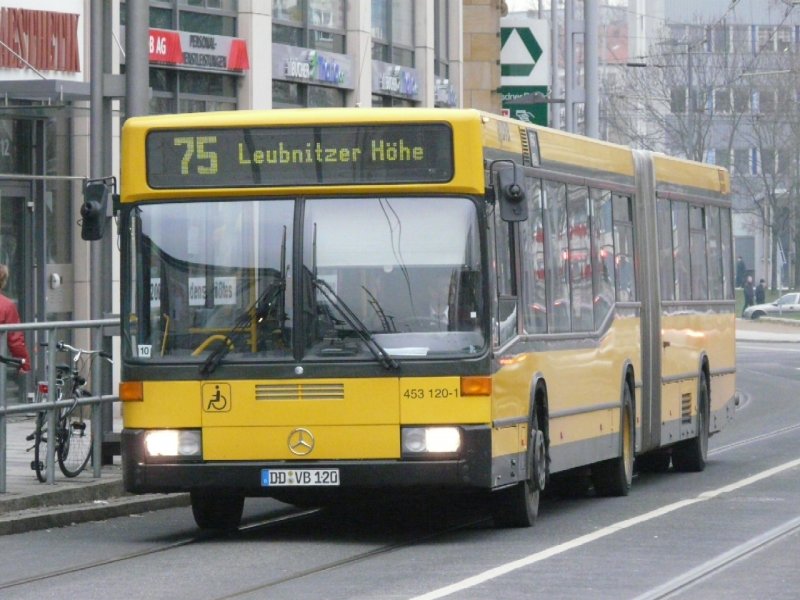 DVB - Mercedes Gelenkbus DD:VB 120  453120-1 unterwegs auf der Linie 75 am 10.12.2008