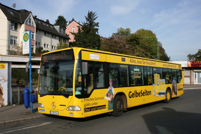 E AM 941 nach Burgaltendorf Burgruine mit der Linie 180 am S BF Werden.
Werbung: Gelbe Seiten
21.10.2009