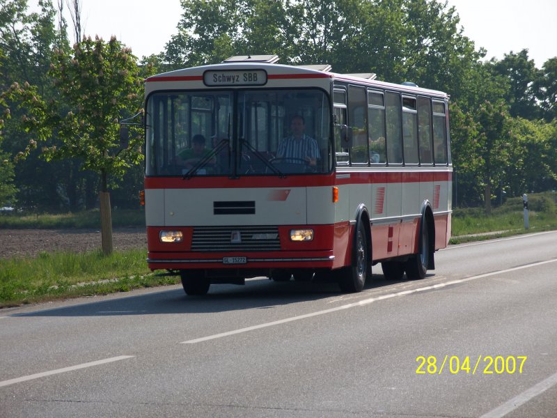 Ein FBW/R&J ex Auto AG Schwyz Oldtimerbus kurz nach Neuluheim. Der Bus nahm an der Ausfahrt des Busoldtimertreffs von Sinsheim nach Speyer und anschlieend wieder nach Sinsheim teil. Organisiert wurde das treffen von den Technik Museen Sinsheim und Speyer.
