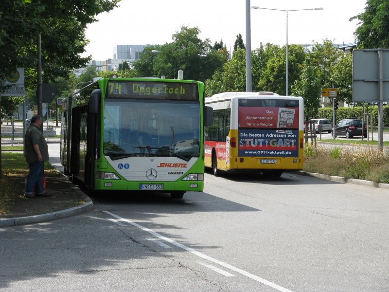 Ein O 530 G auf Linie 74 von Schlienz,ist gerade in Degerloch angekommen,07.06.08