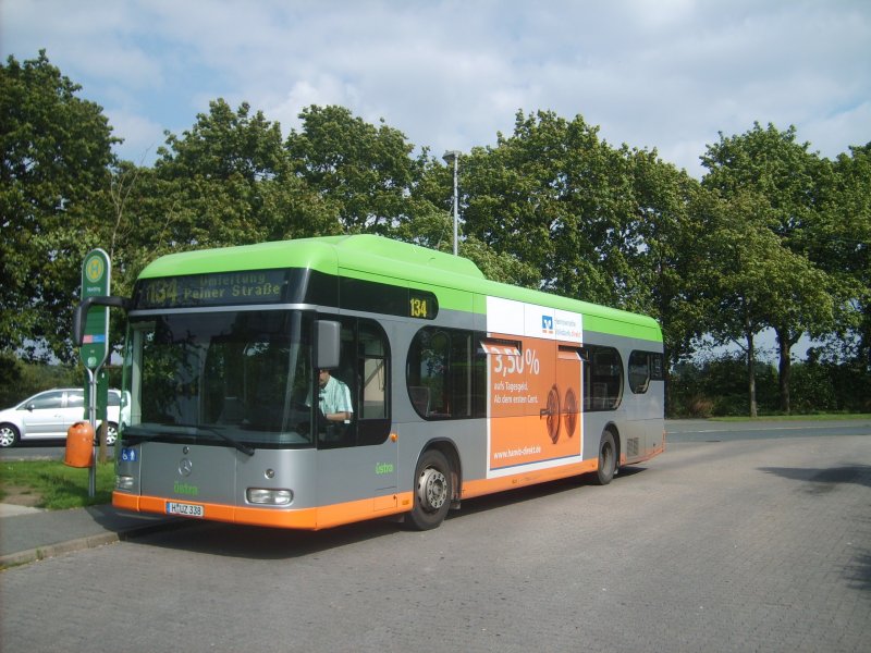 Ein O530 CNG steht am 13.7.07 als Buslinie 134 an der Endhaltestelle Nordring