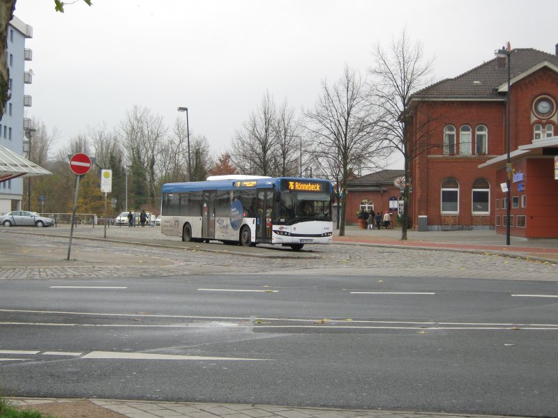 Ein Solaris Urbino 12 der BSAG fhrt Ganzreklame fr die Volksbank Bremen-Nord eG. Diese Busse lsten in Bremen-Nord die alten NL 202 der 43er Serie ab. Schade eigentlich, waren die NL202 doch um vieles besser als die Solarisbusse