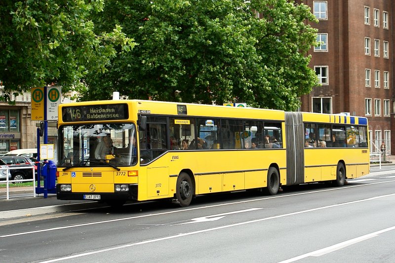 EVAG 3772 ist einer der Wenigen Wagen der 37er Serie die in Gelb um lackiert wurden.