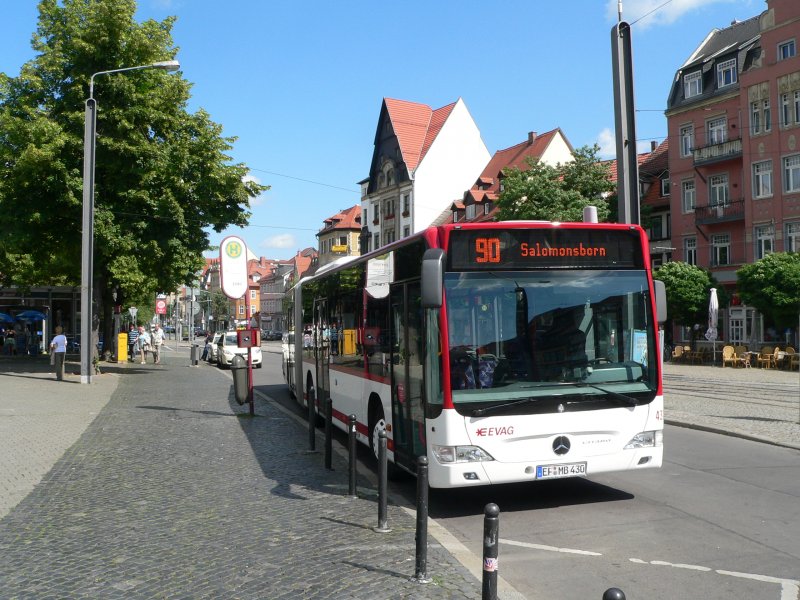 EVAG-Linie 90 nach Salomonsborn. Am Erfurter Domplatz, 17.6.2007