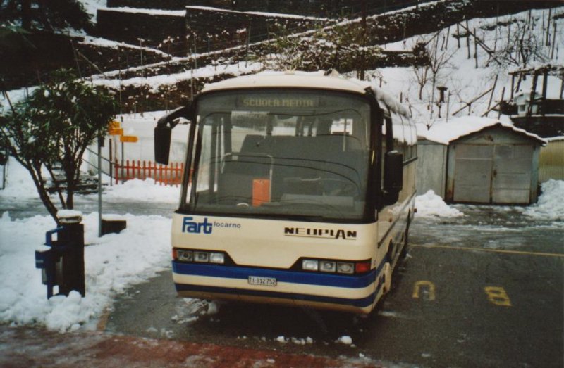 FART Locarno Nr. 52/TI 312752 Neoplan am 11. Dezember 2008 Intragna, Bahnhof