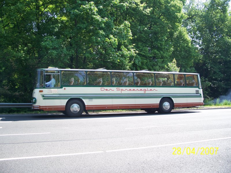 Fleischer S4 in Speyer. Der Bus nahm an der Ausfahrt des Busoldtimertreffs von Sinsheim nach Speyer und anschlieend wieder nach Sinsheim teil. Organisiert wurde das treffen von den Technik Museen Sinsheim und Speyer.