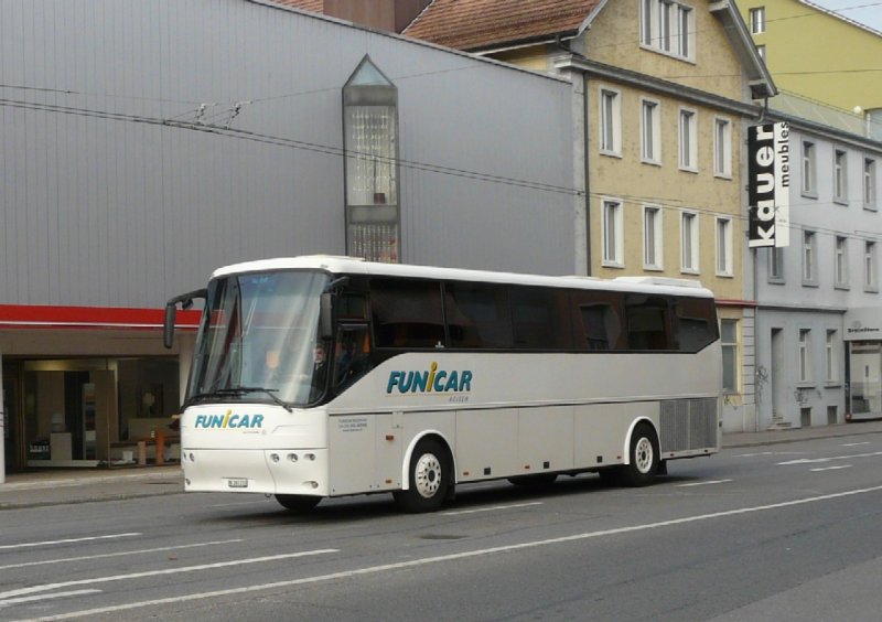 FUNiCAR -BOVA Reisebus BE 261110 unterwegs in Biel/Bienne am 16.11.2008