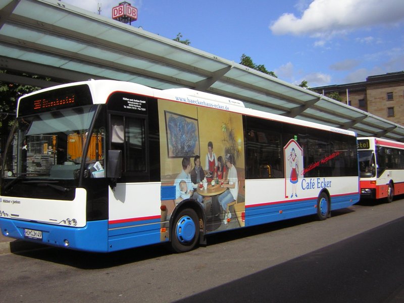 Haltselle am Hauptbahnhof Saarbrcken. Dieser Bus wird von einem Privaten Unternehmer gefahren. Es handelt sich hier um einen Bus der Linie R10 von Saarbrcken nach Blieskastel im Saarland