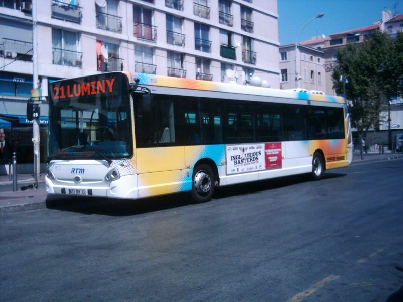 Heuliez GX 327 in Marseille.