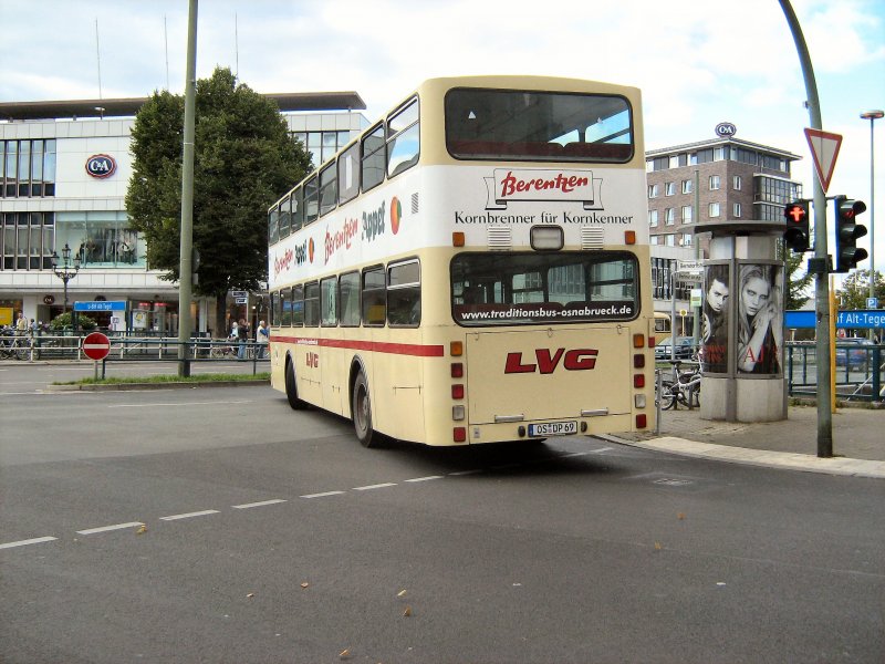 Hist. Doppeldeckerbus in Alt-Tegel, 13.9.2008