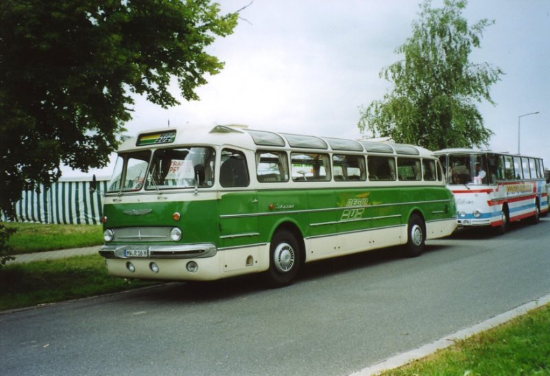 Ikarus 55 in Hartmannsdorf,10.07.02