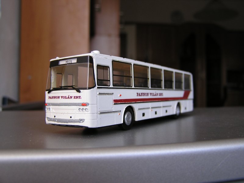 Ikarus Classic C56, in Massstab 1:87. Hersteller: Wumm Modell.
