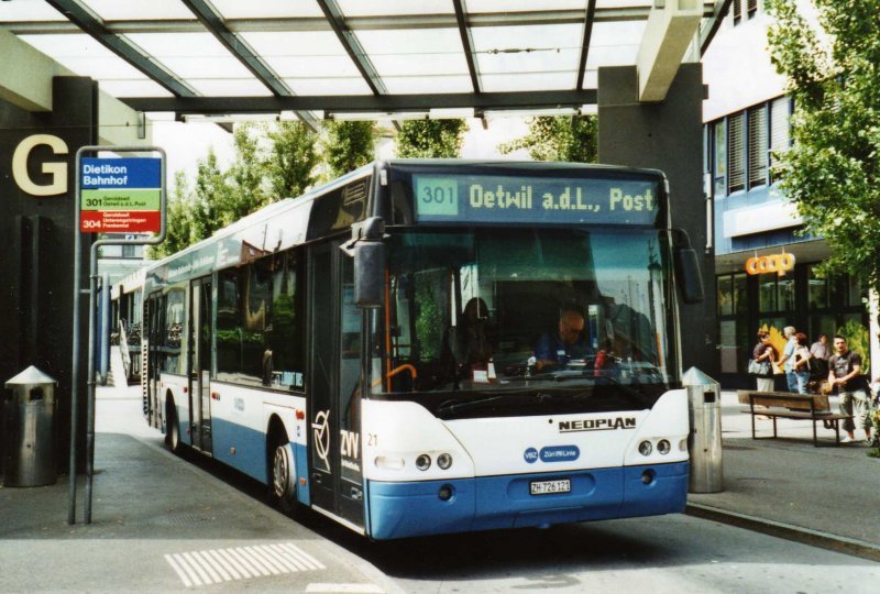 Limmat Bus, Dietikon Nr. 21/ZH 726'121 Neoplan am 8. Juni 2009 Dietikon, Bahnhof