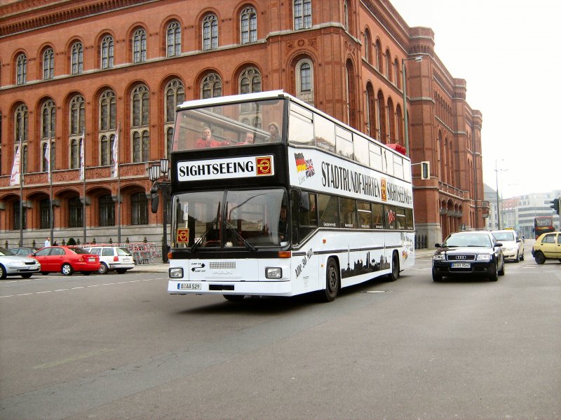 MAN-Doppeldecker als Stadtrundfahrtbus, 12. 10. 2008
