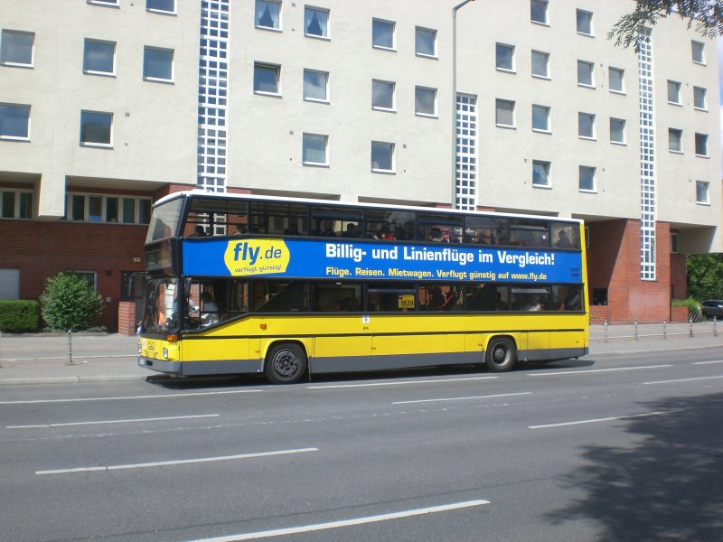 MAN-Doppeldecker auf der Linie M29 nach Grunewald Roseneck an der Haltestelle Schneberg Ltzowplatz.