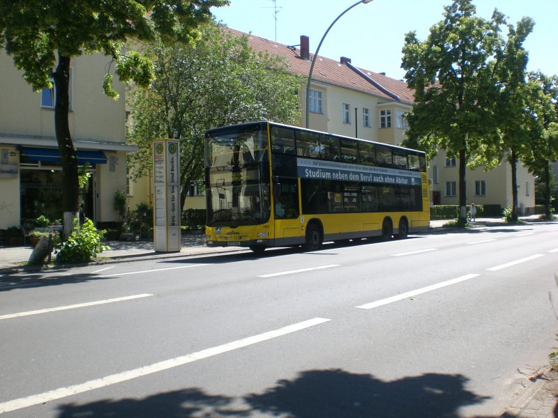 MAN Lion's City DD (Doppelstock) auf der Linie 181 nach U-Bahnhof Walther-Schreiber-Platz am S-Bahnhof Lankwitz.