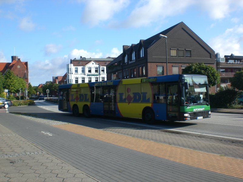 MAN Niederflurbus 2. Generation auf der Linie 3050 nach Rendsburg am Bahnhof Eckernfrde.